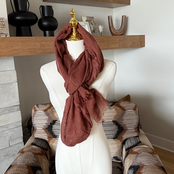 White House Black Market Accessories - White House Black Market Beautiful Brown Scarf